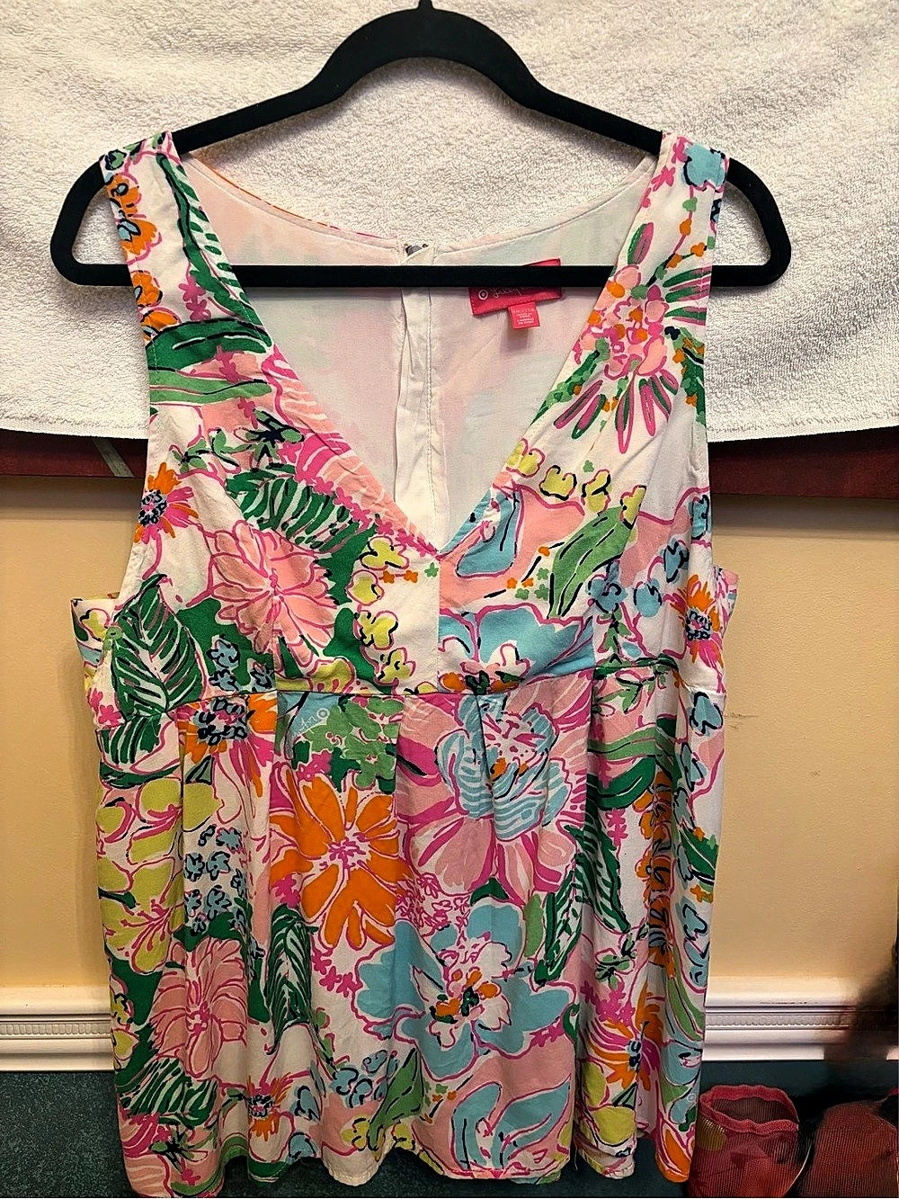 Lilly Pulitzer Floral Tank Top in Pink & Green Size XXL
